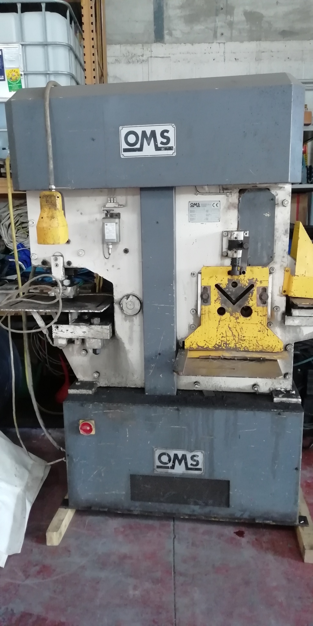 OMS 70  2001